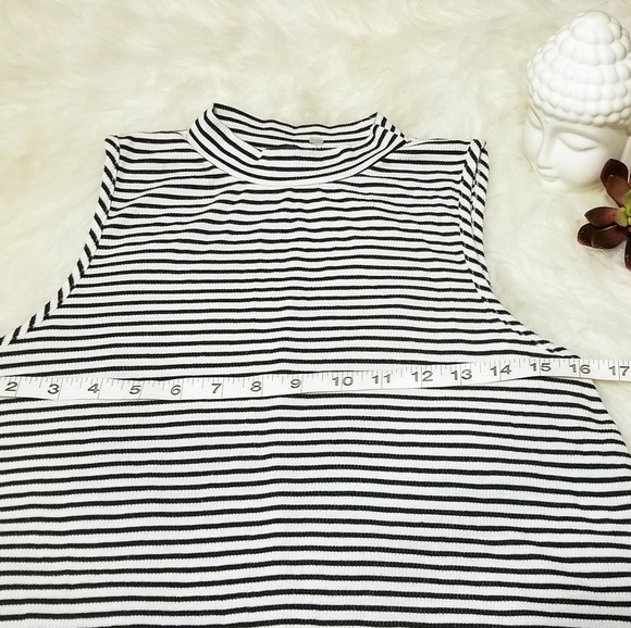 Moa Moa Long Striped Sleeveless Tunic Top - Picture 8 of 8